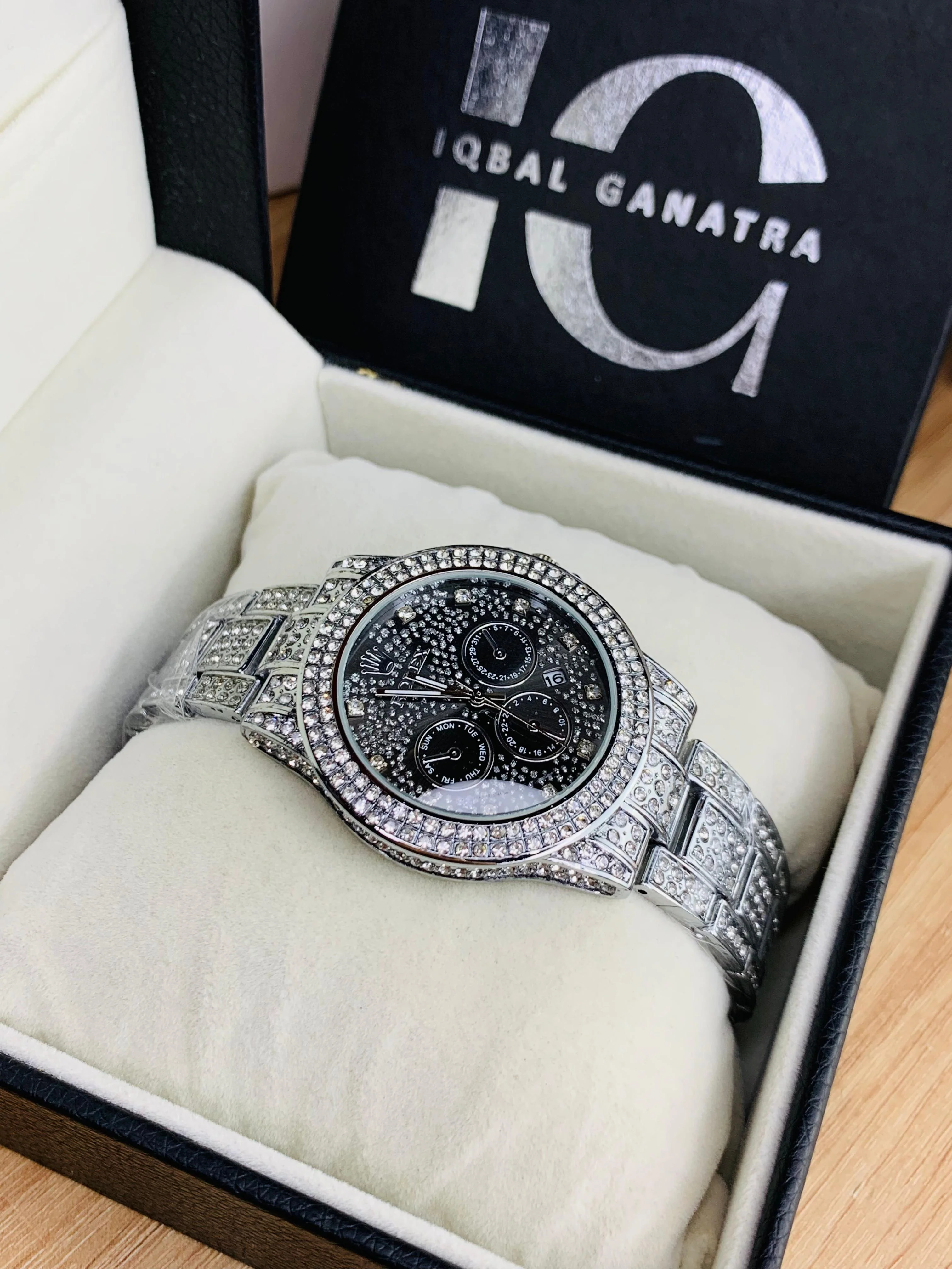Thumbnail 1